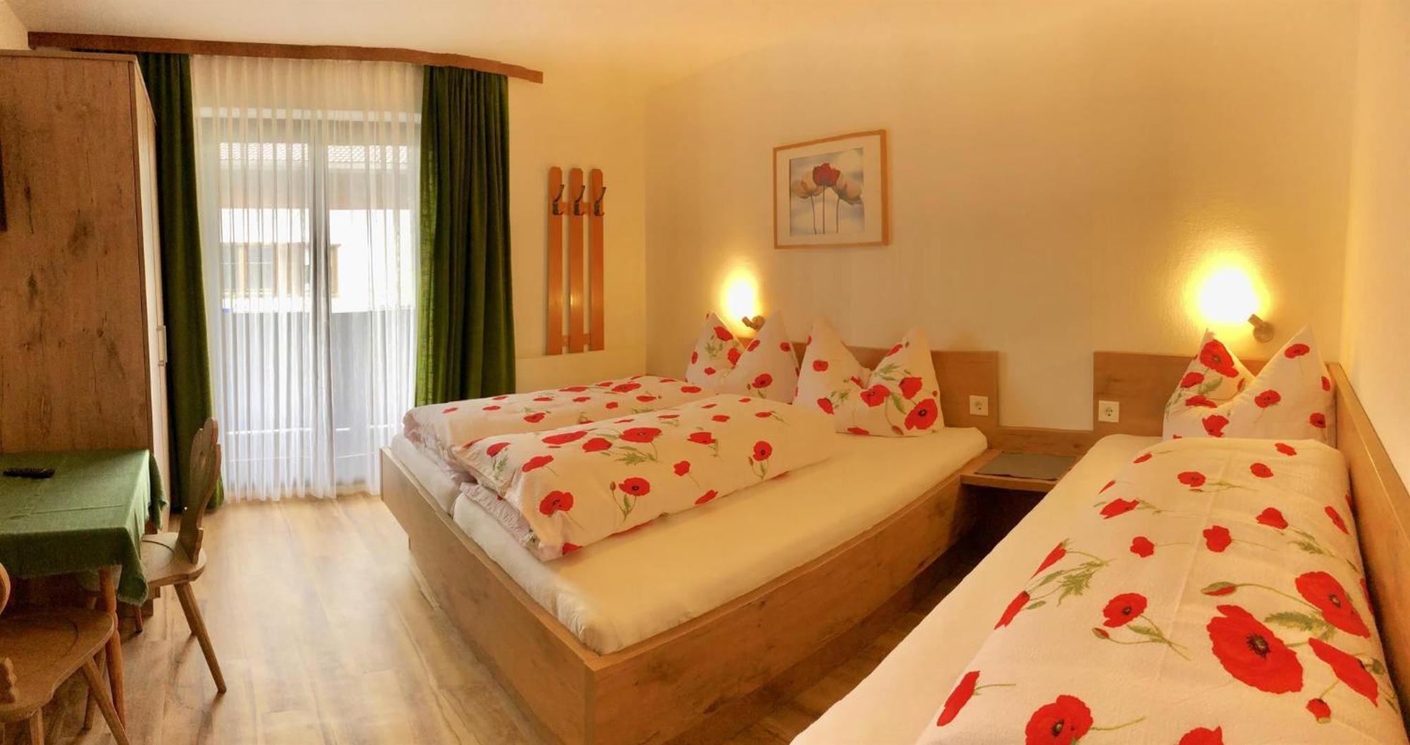 Pension Heidelberg - Fam Fuchs Гопфгартен-ім-Бріксенталь Номер фото
